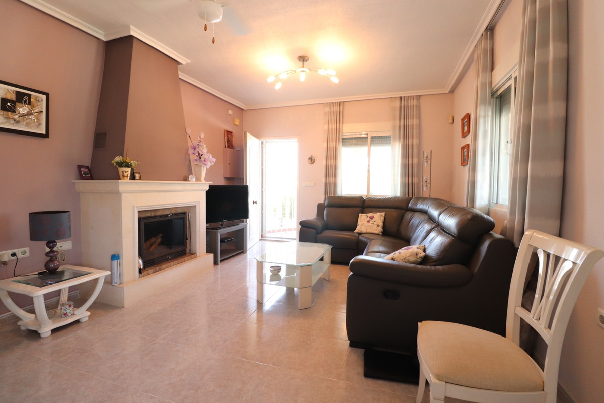 Vrijstaande Villa te koop in Catral | 3 slaapkamers H5236780