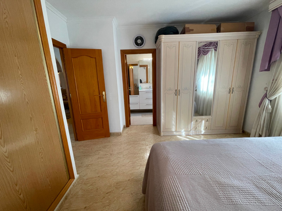 Vrijstaande Villa te koop in Catral | 4 slaapkamers H5256529