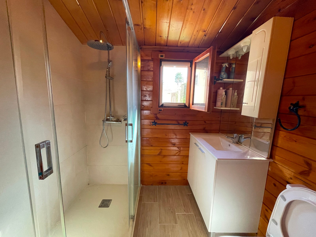 Vrijstaande Villa te koop in Catral | 4 slaapkamers H5256529