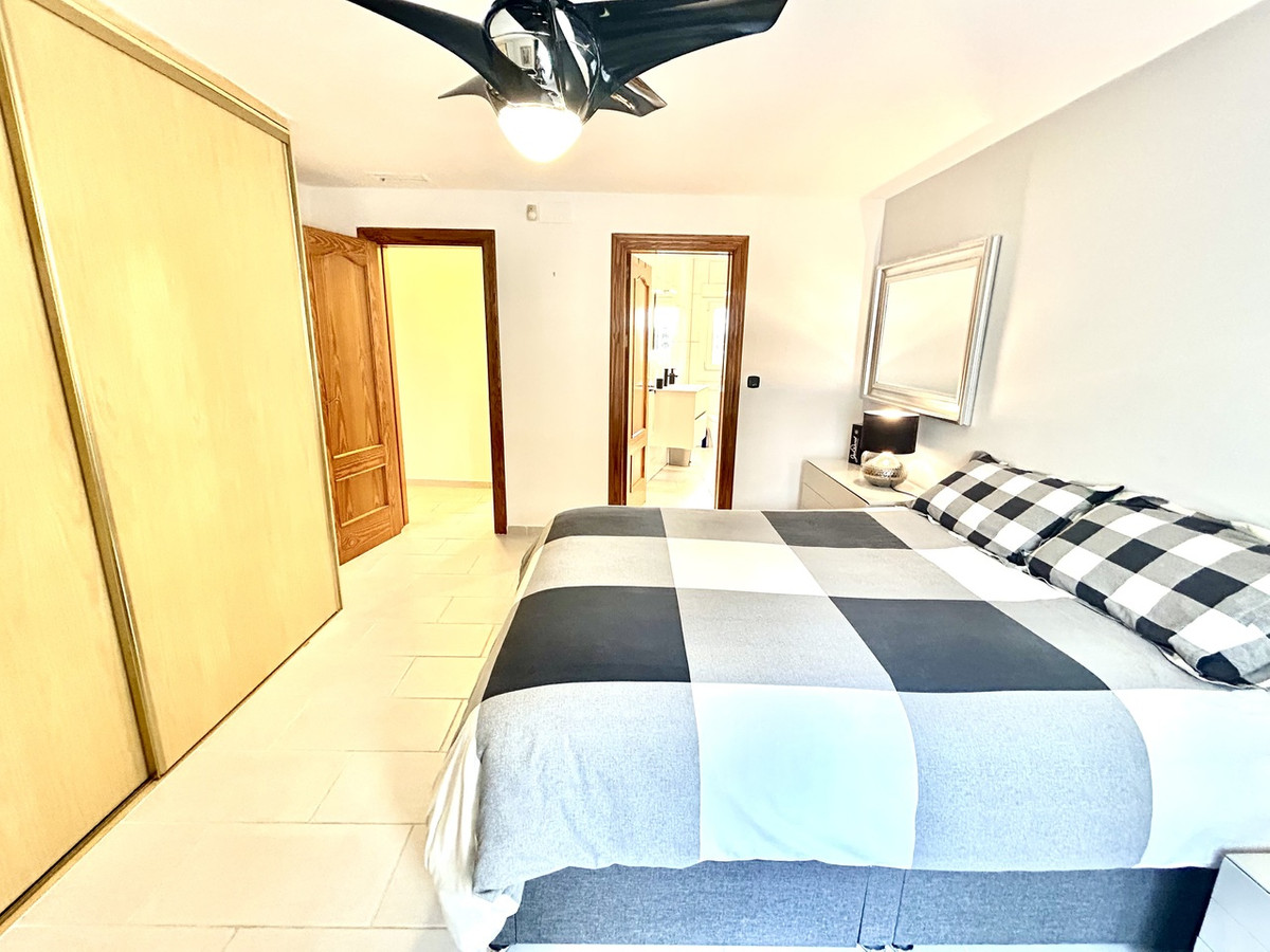 Vrijstaande Villa te koop in Catral | 4 slaapkamers H5380315