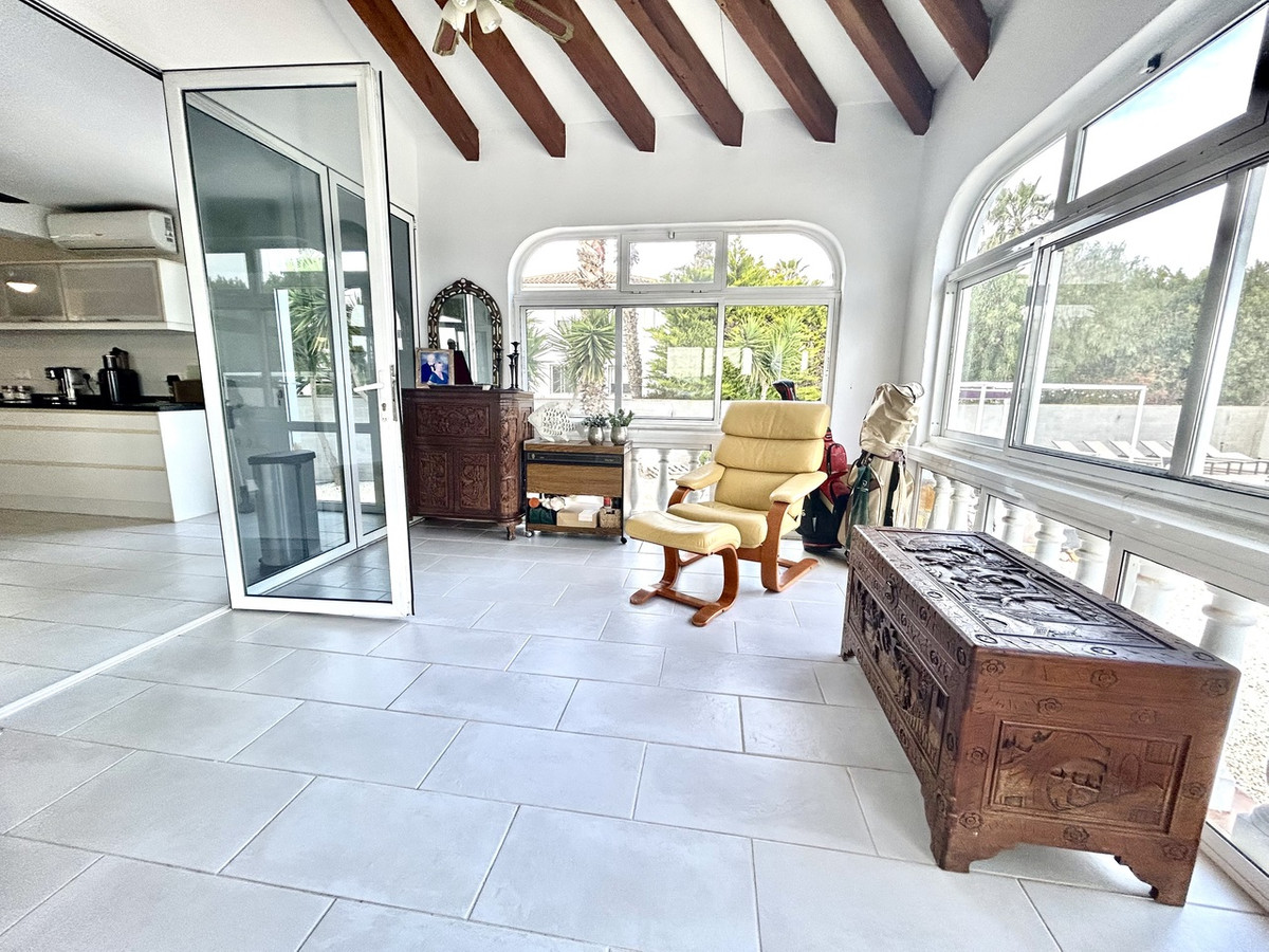 Vrijstaande Villa te koop in Catral | 4 slaapkamers H5380315