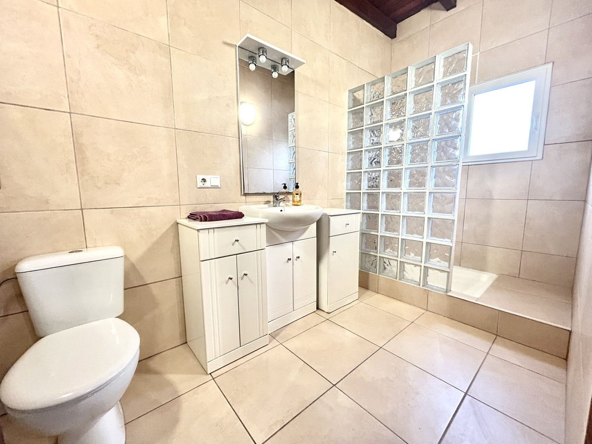 Vrijstaande Villa te koop in Catral | 4 slaapkamers H5380315