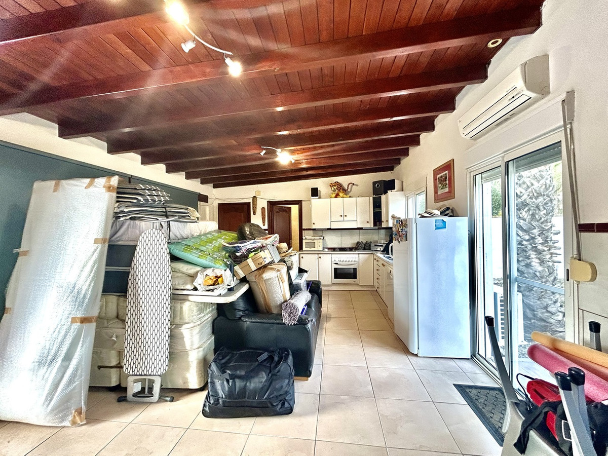 Vrijstaande Villa te koop in Catral | 4 slaapkamers H5380315