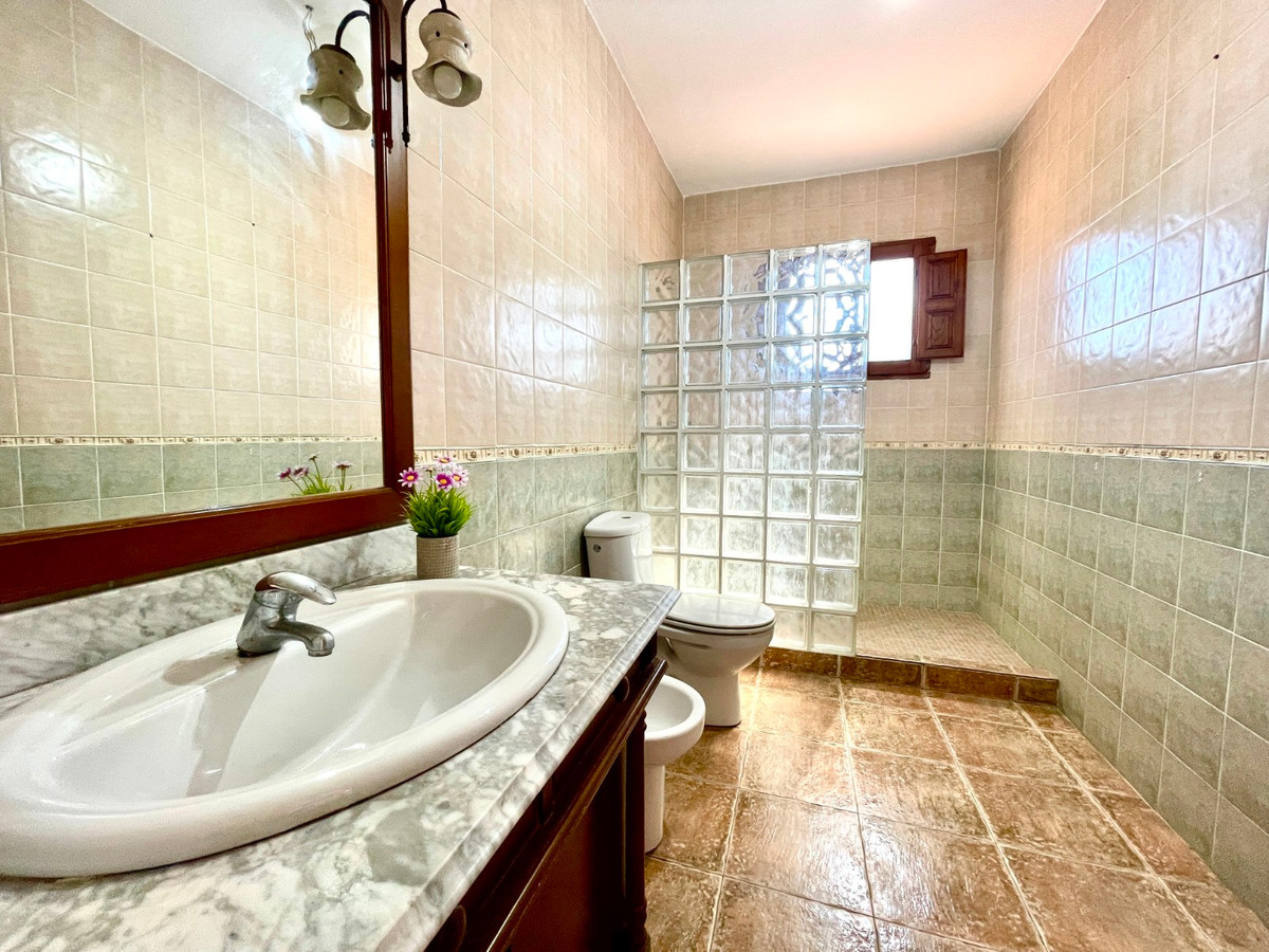 Vrijstaande Villa te koop in Catral | 4 slaapkamers H5390170
