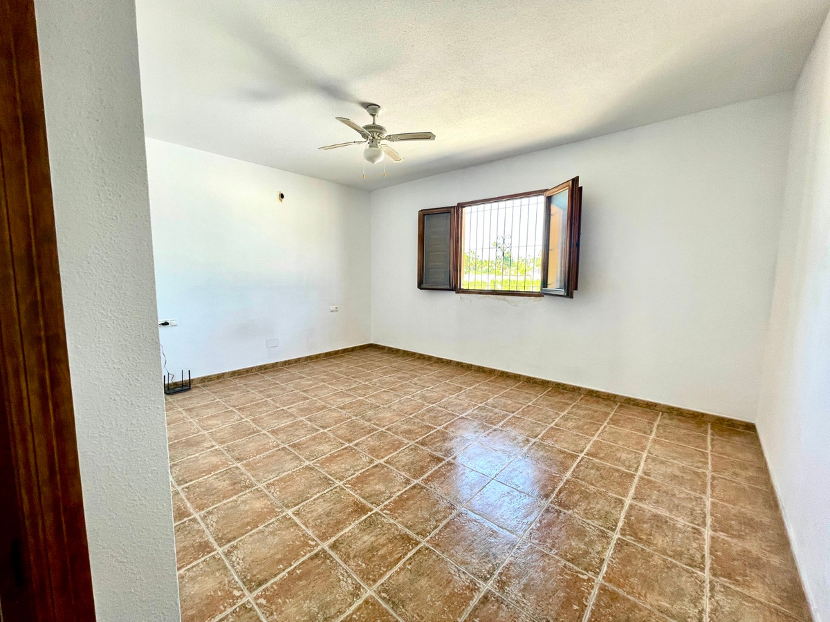 Vrijstaande Villa te koop in Catral | 4 slaapkamers H5390170