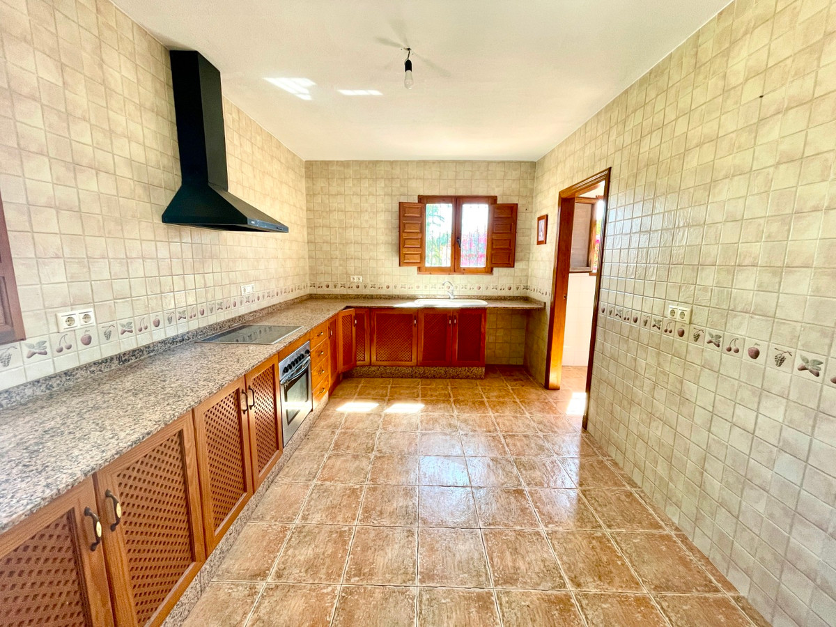 Vrijstaande Villa te koop in Catral | 4 slaapkamers H5390170