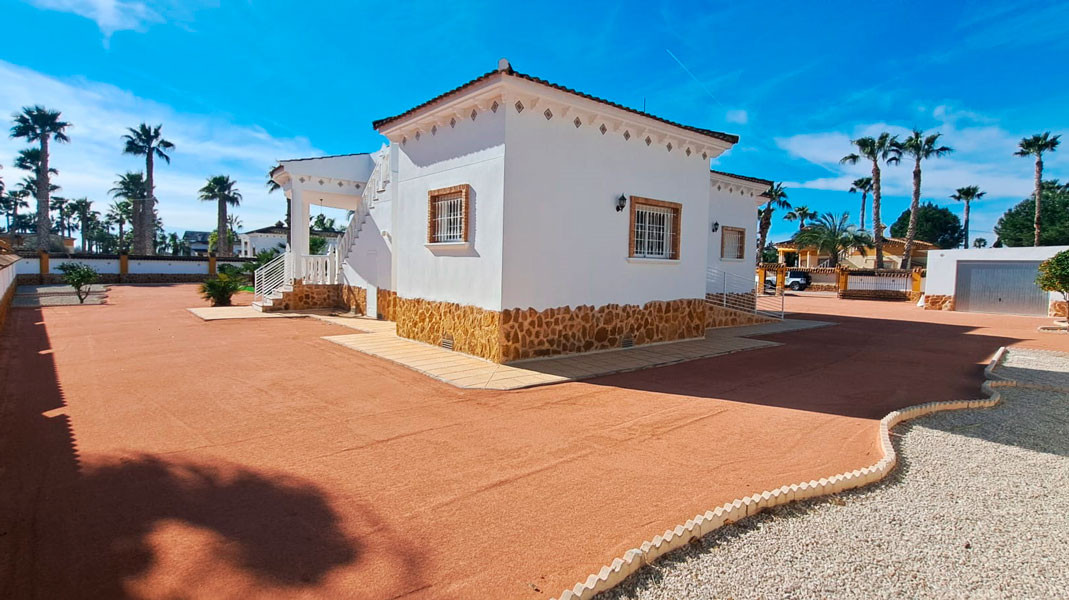 Vrijstaande Villa te koop in Catral | 3 slaapkamers H5423704