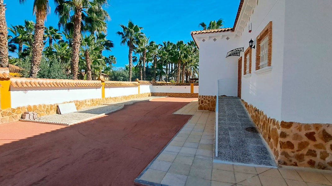 Vrijstaande Villa te koop in Catral | 3 slaapkamers H5423704