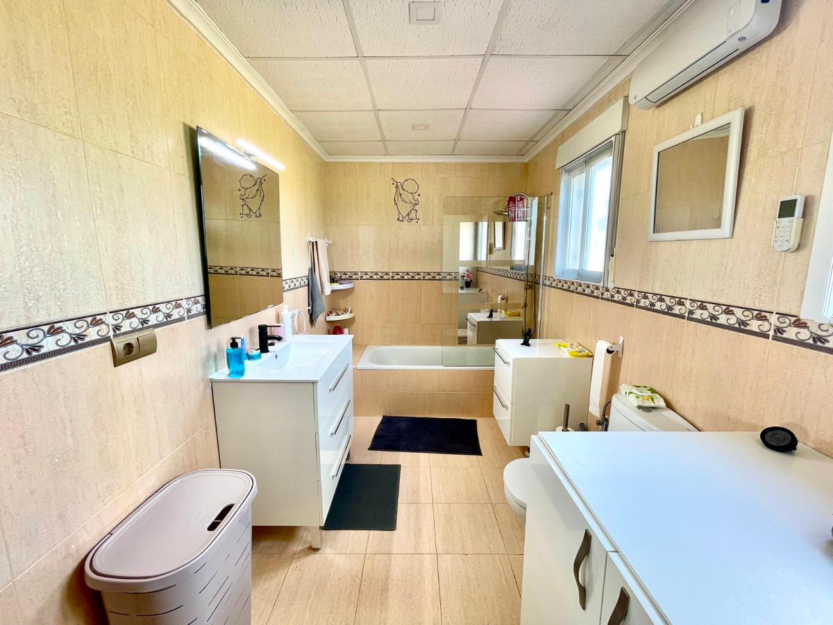 Property main view 33