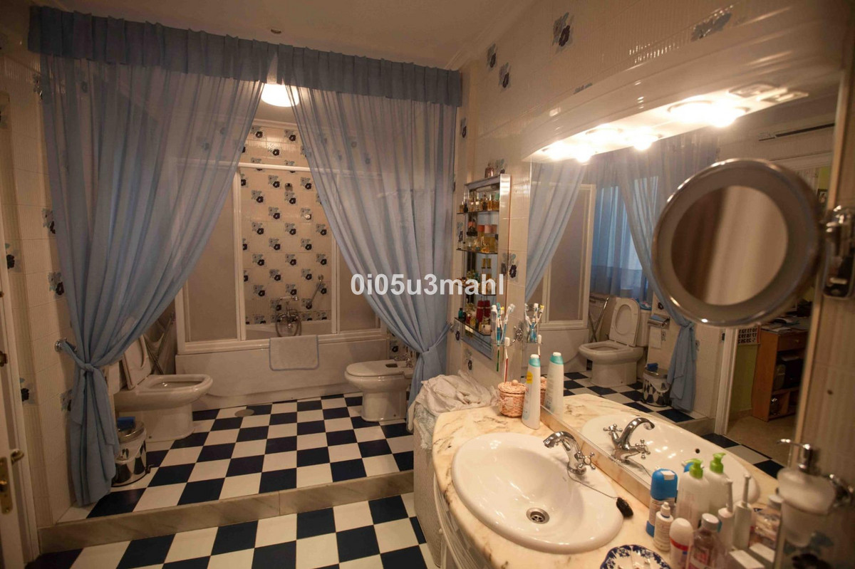 Huis te koop in Centro Histórico | 4 slaapkamers H5234281