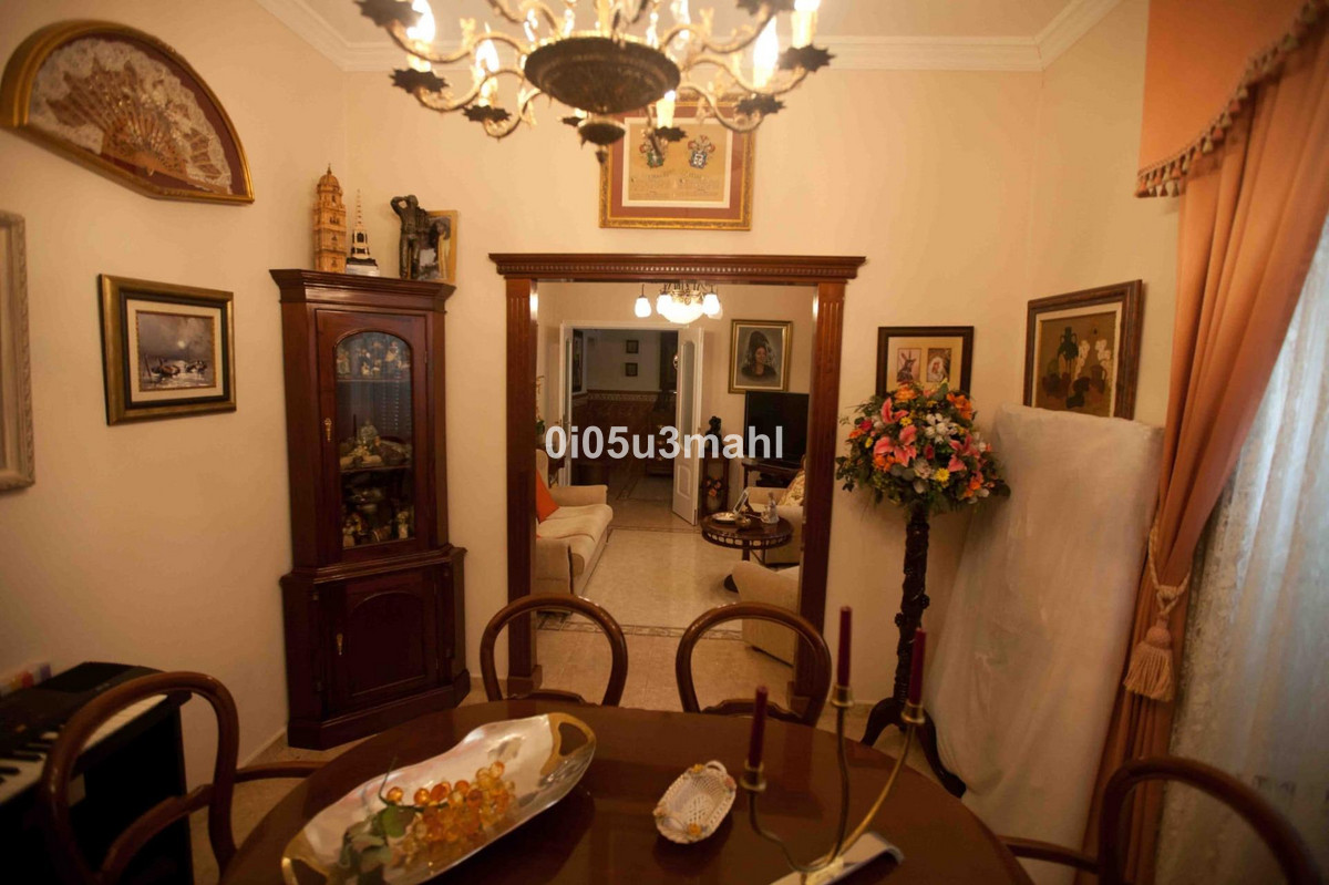 Huis te koop in Centro Histórico | 4 slaapkamers H5234281