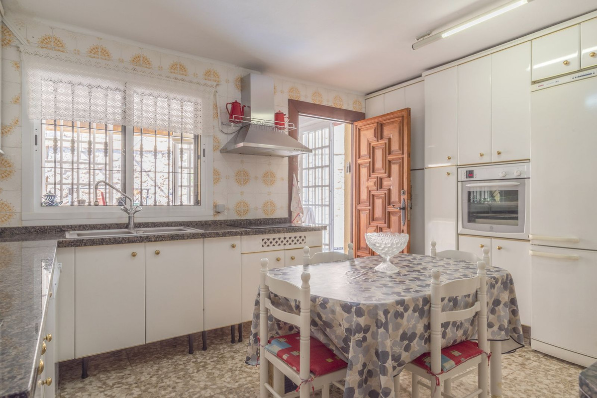 Huis te koop in Cerrado de Calderón | 6 slaapkamers H5070157