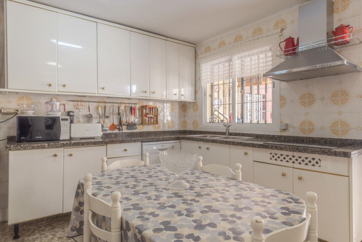Huis te koop in Cerrado de Calderón | 6 slaapkamers H5070157