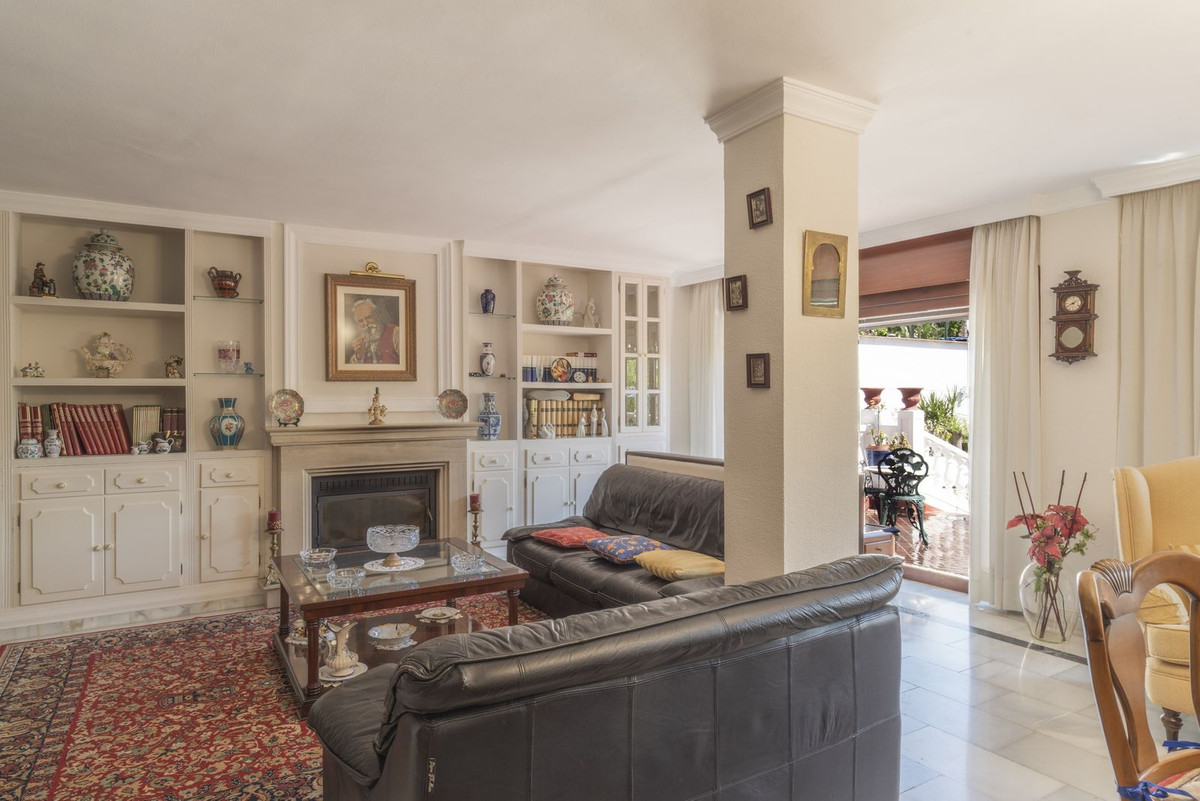 Huis te koop in Cerrado de Calderón | 6 slaapkamers H5070157