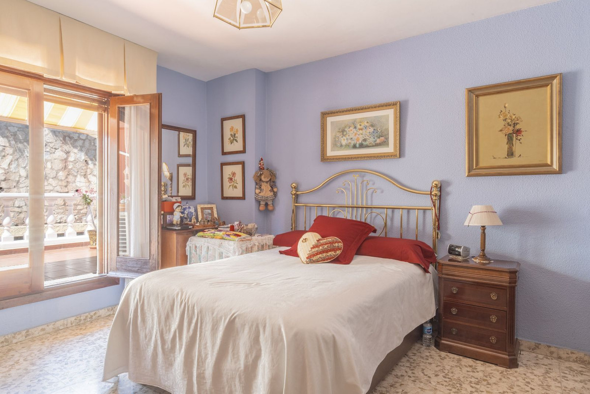 Huis te koop in Cerrado de Calderón | 6 slaapkamers H5070157