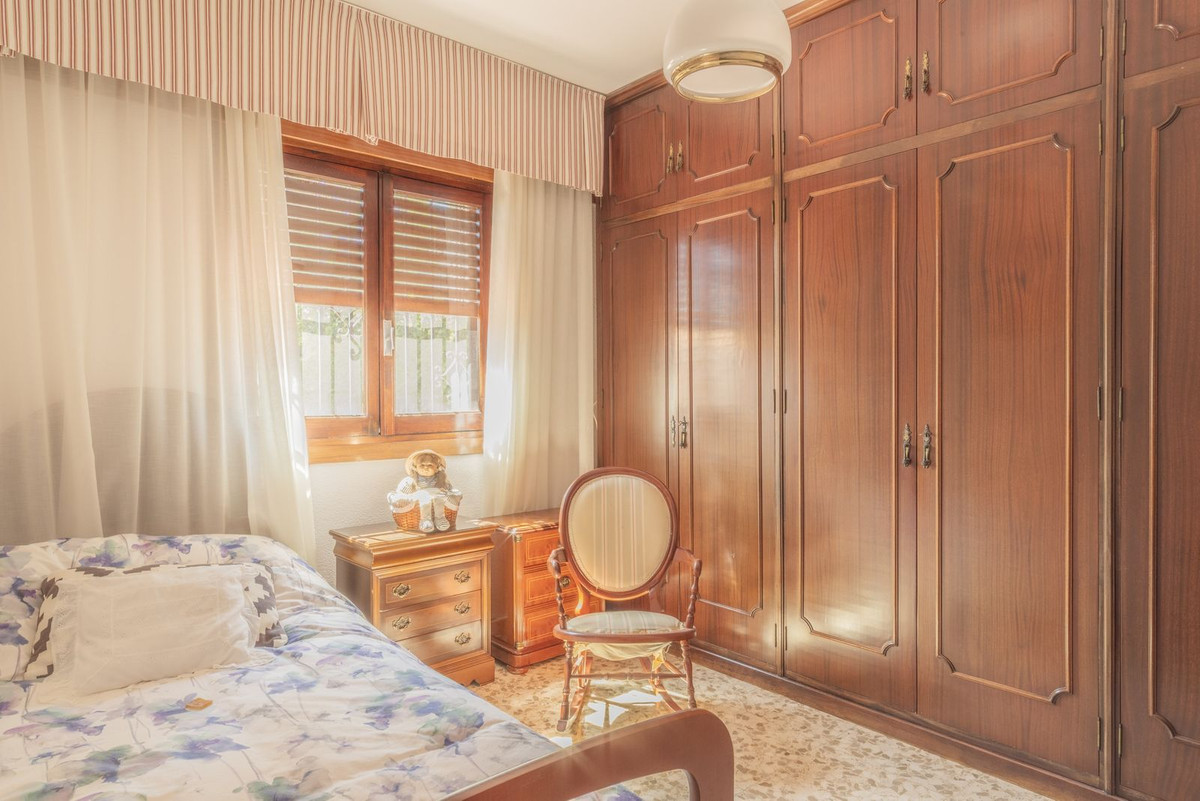 Huis te koop in Cerrado de Calderón | 6 slaapkamers H5070157