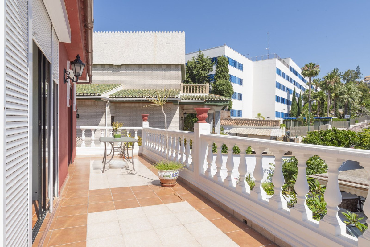 Huis te koop in Cerrado de Calderón | 6 slaapkamers H5070157