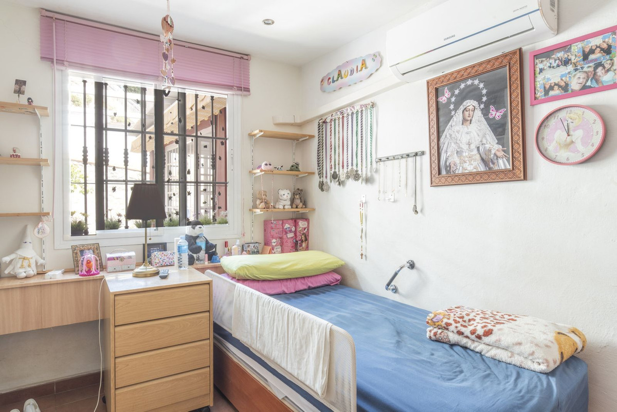 Huis te koop in Cerrado de Calderón | 6 slaapkamers H5070157