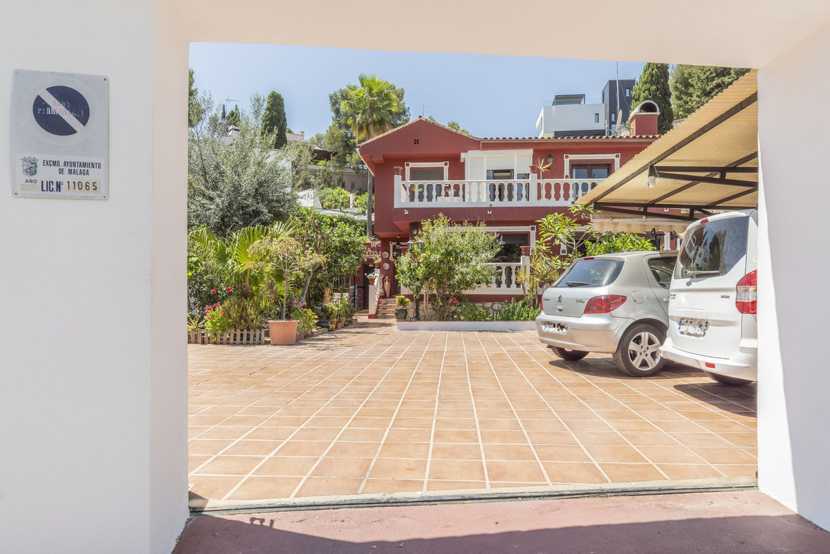 Huis te koop in Cerrado de Calderón | 6 slaapkamers H5070157