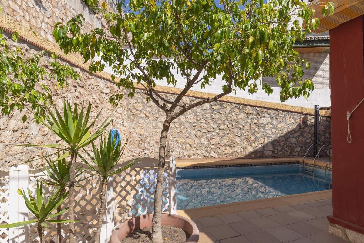 Huis te koop in Cerrado de Calderón | 6 slaapkamers H5070157