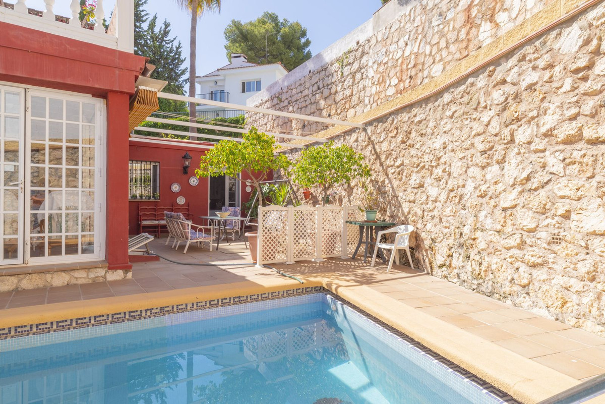 Huis te koop in Cerrado de Calderón | 6 slaapkamers H5070157