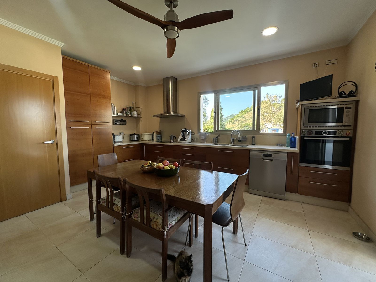 Huis te koop in Cerrado de Calderón | 5 slaapkamers H5166034