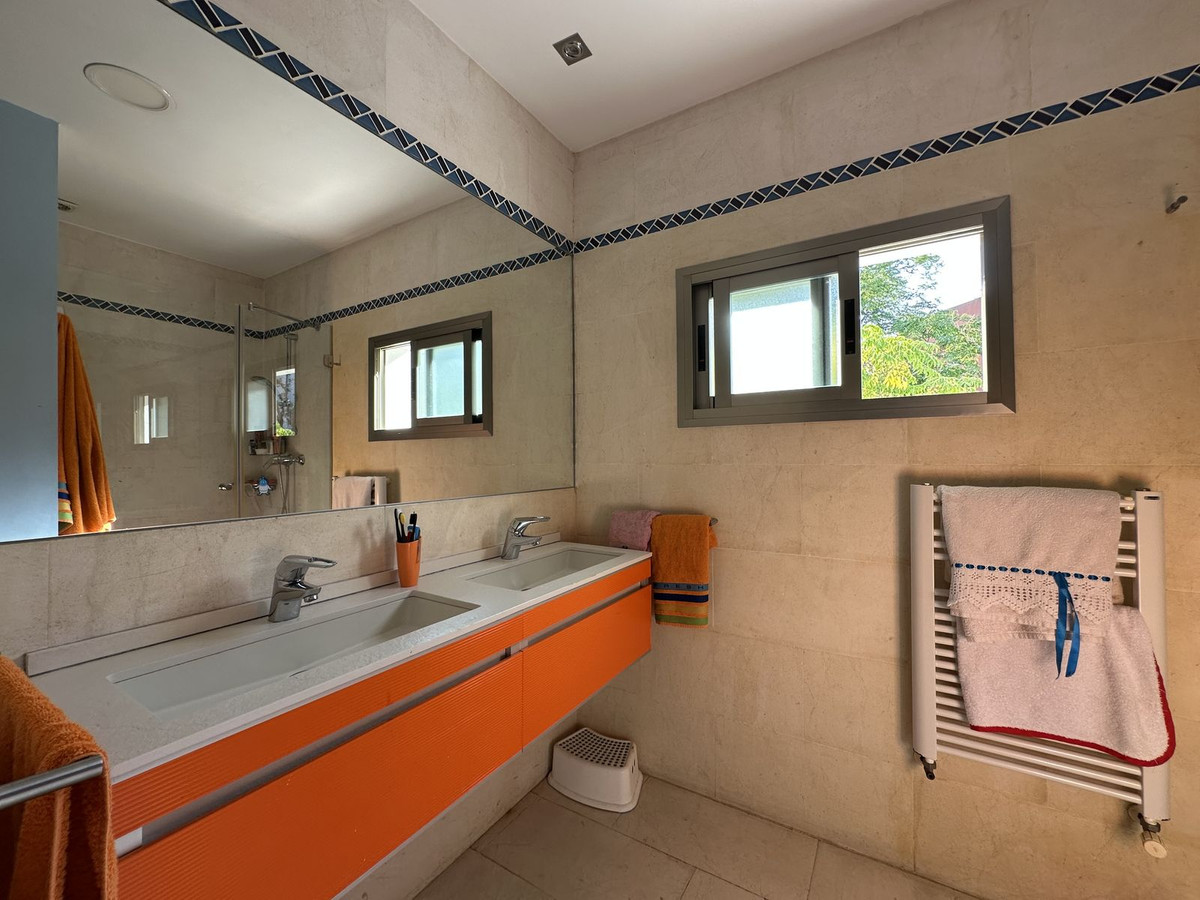 Huis te koop in Cerrado de Calderón | 5 slaapkamers H5166034