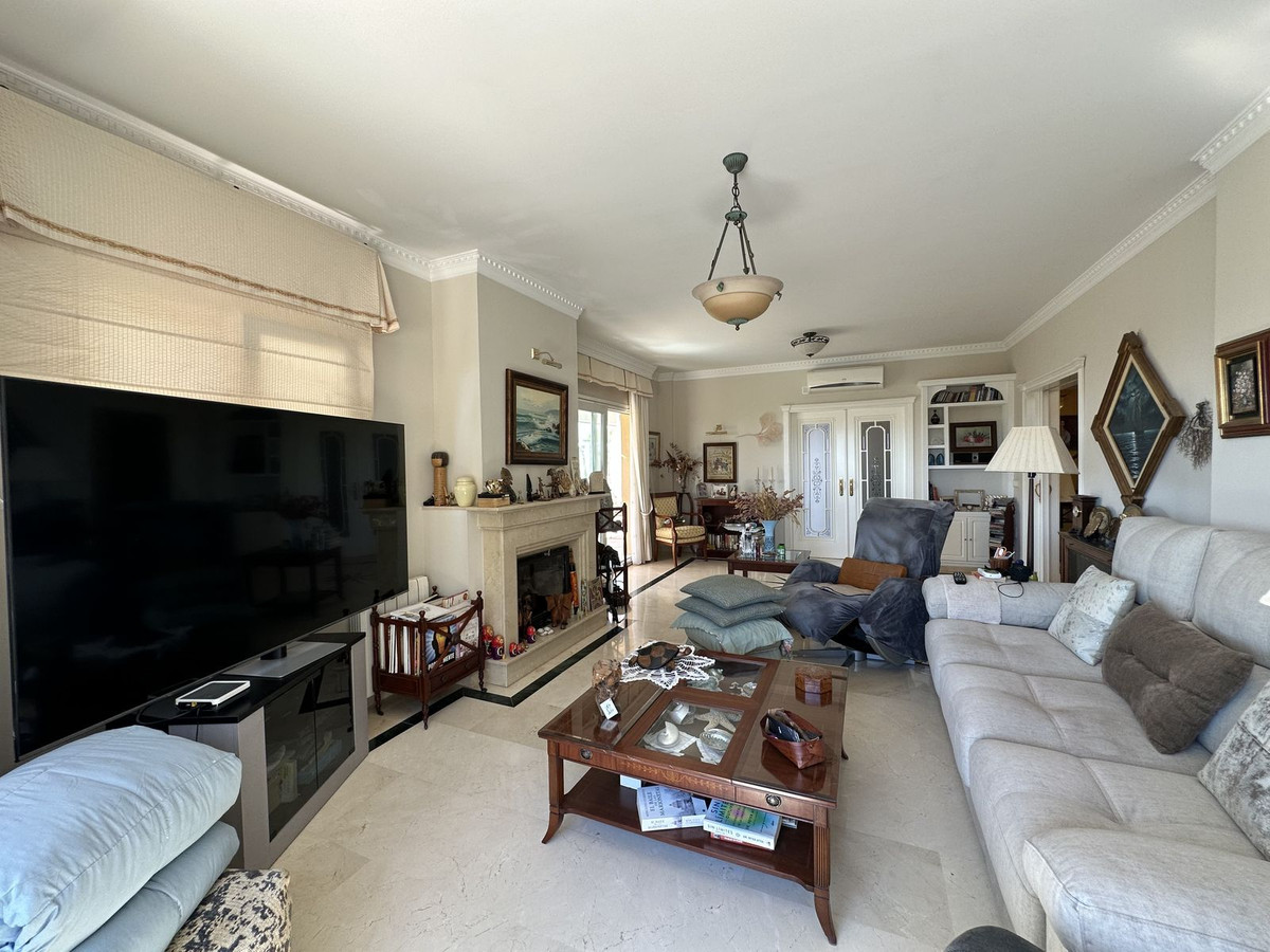 Huis te koop in Cerrado de Calderón | 5 slaapkamers H5169646