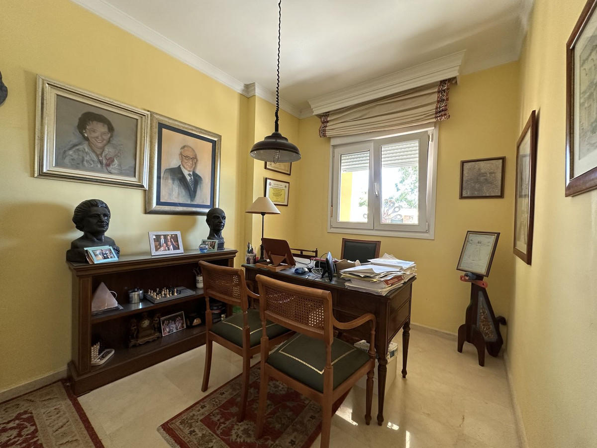 Huis te koop in Cerrado de Calderón | 5 slaapkamers H5169646