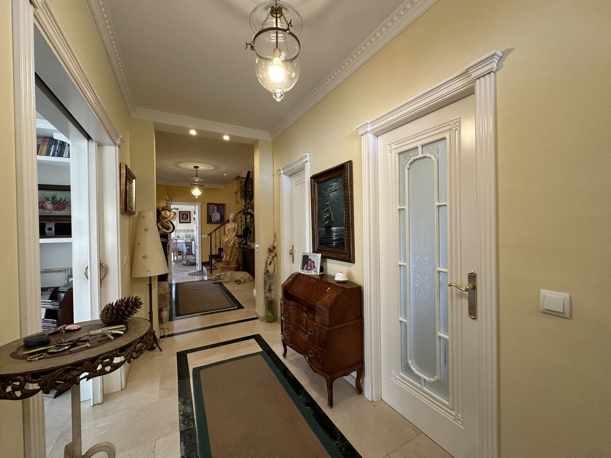 Huis te koop in Cerrado de Calderón | 5 slaapkamers H5169646