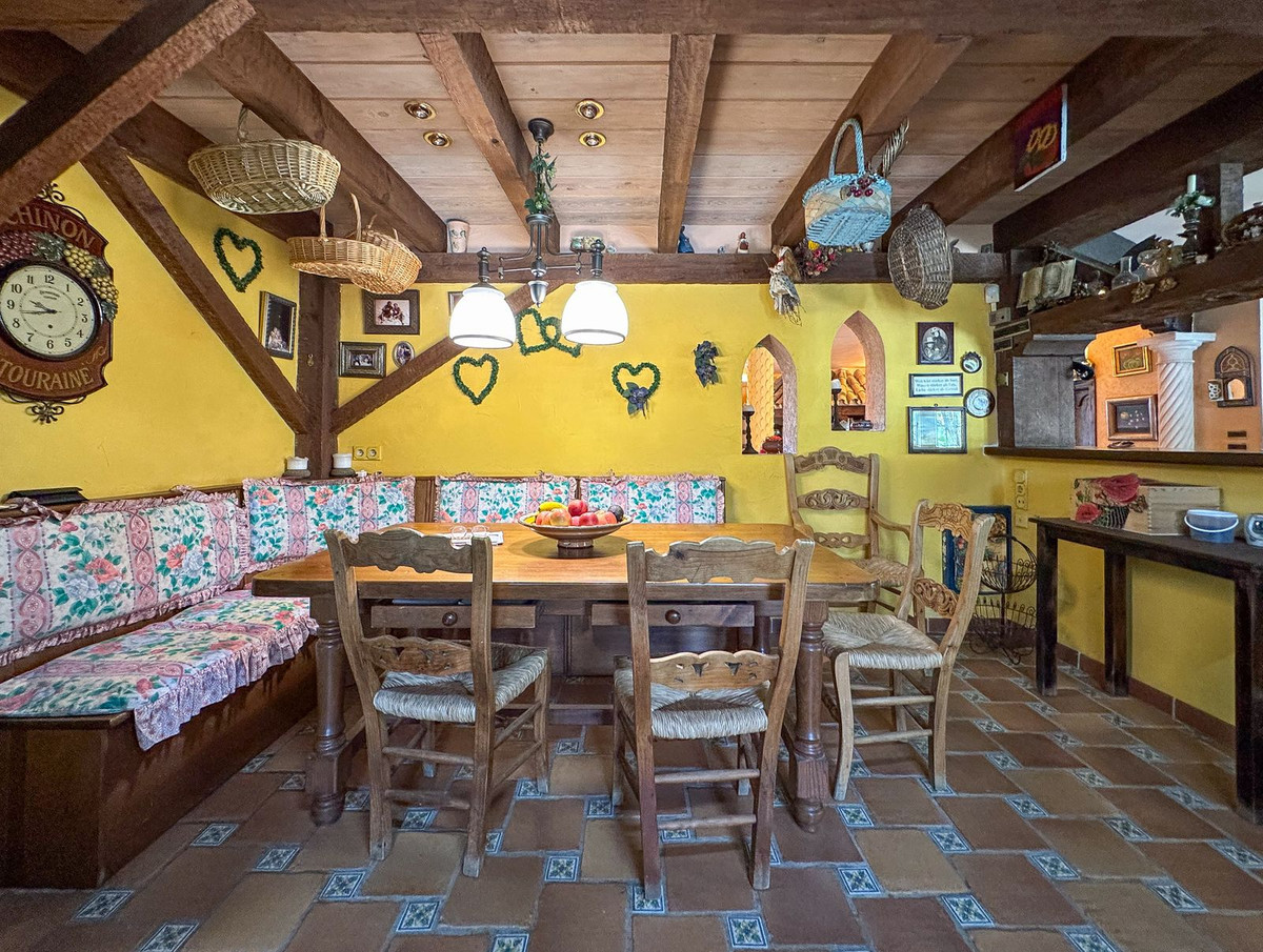 Vrijstaande Villa in Cerros del Aguila-22