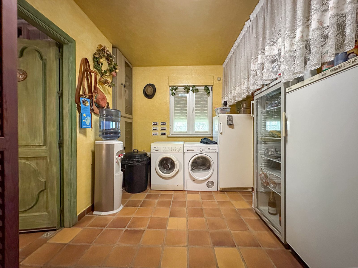 Vrijstaande Villa in Cerros del Aguila-24