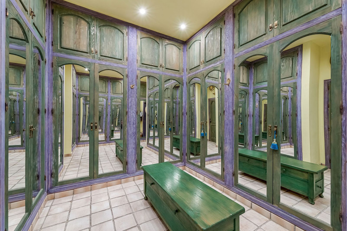Vrijstaande Villa in Cerros del Aguila-26