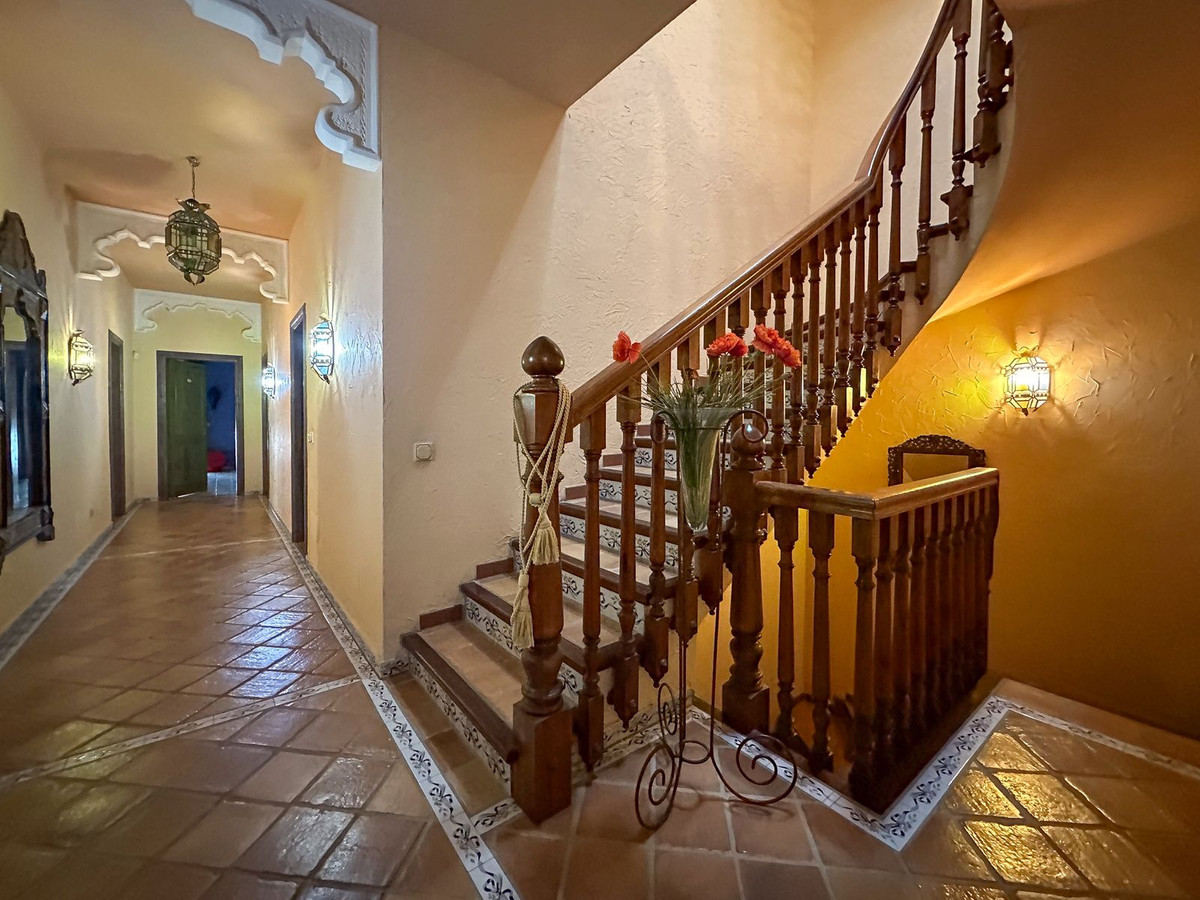 Vrijstaande Villa in Cerros del Aguila-37