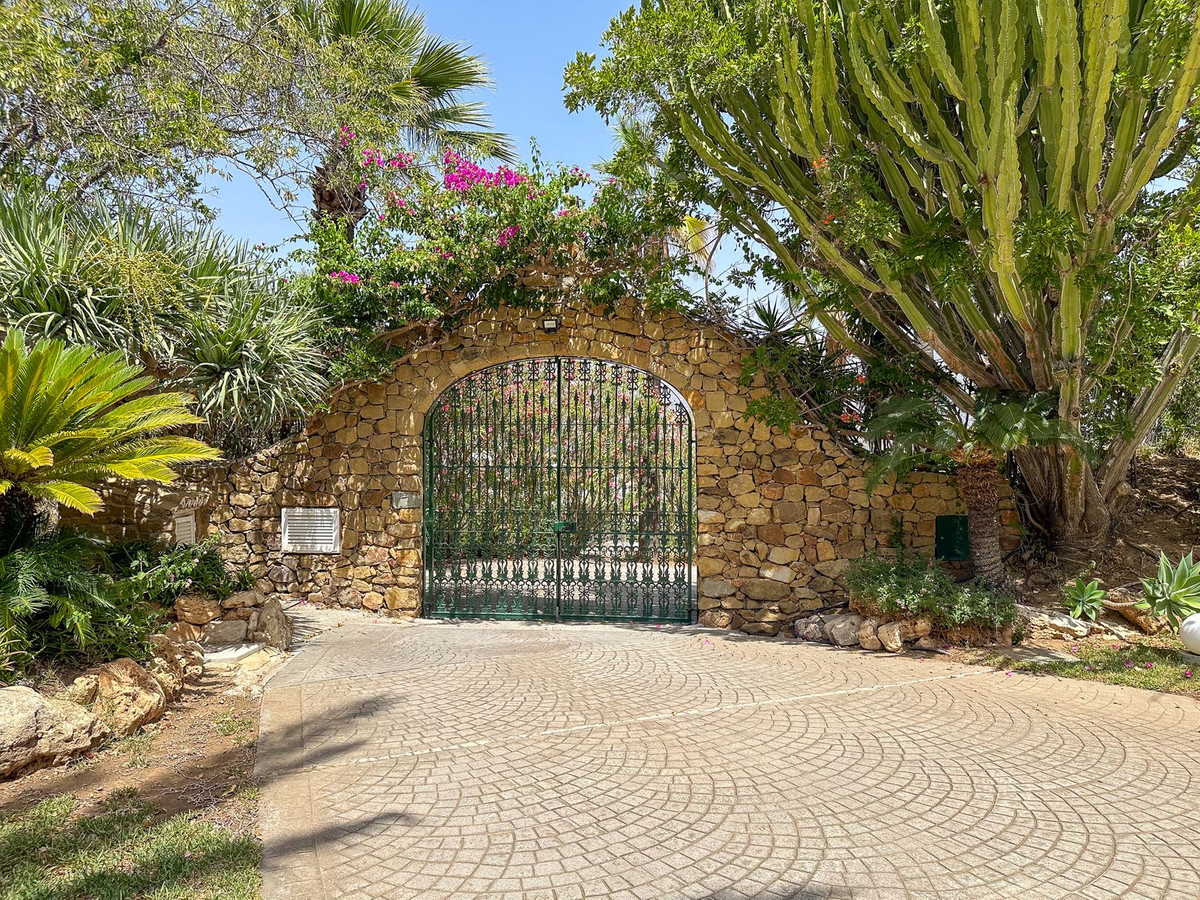 Vrijstaande Villa in Cerros del Aguila-59