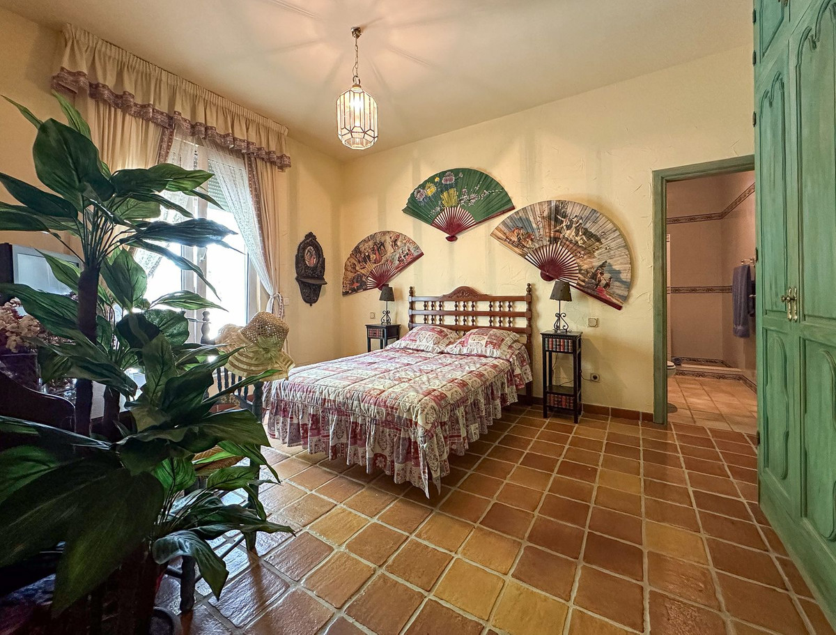 Vrijstaande Villa in Cerros del Aguila-6