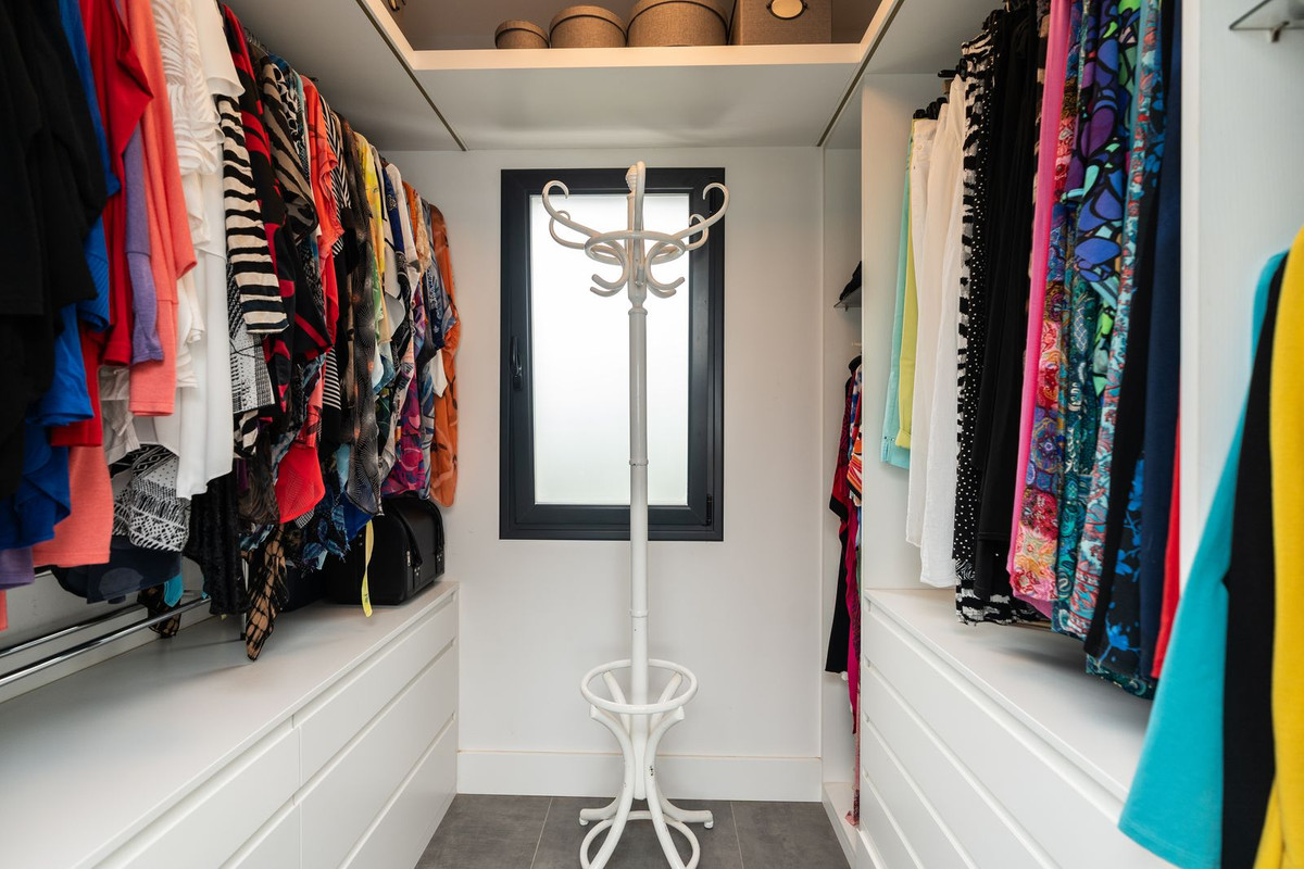 Huis te koop in Cerros del Aguila | 3 slaapkamers H4889566