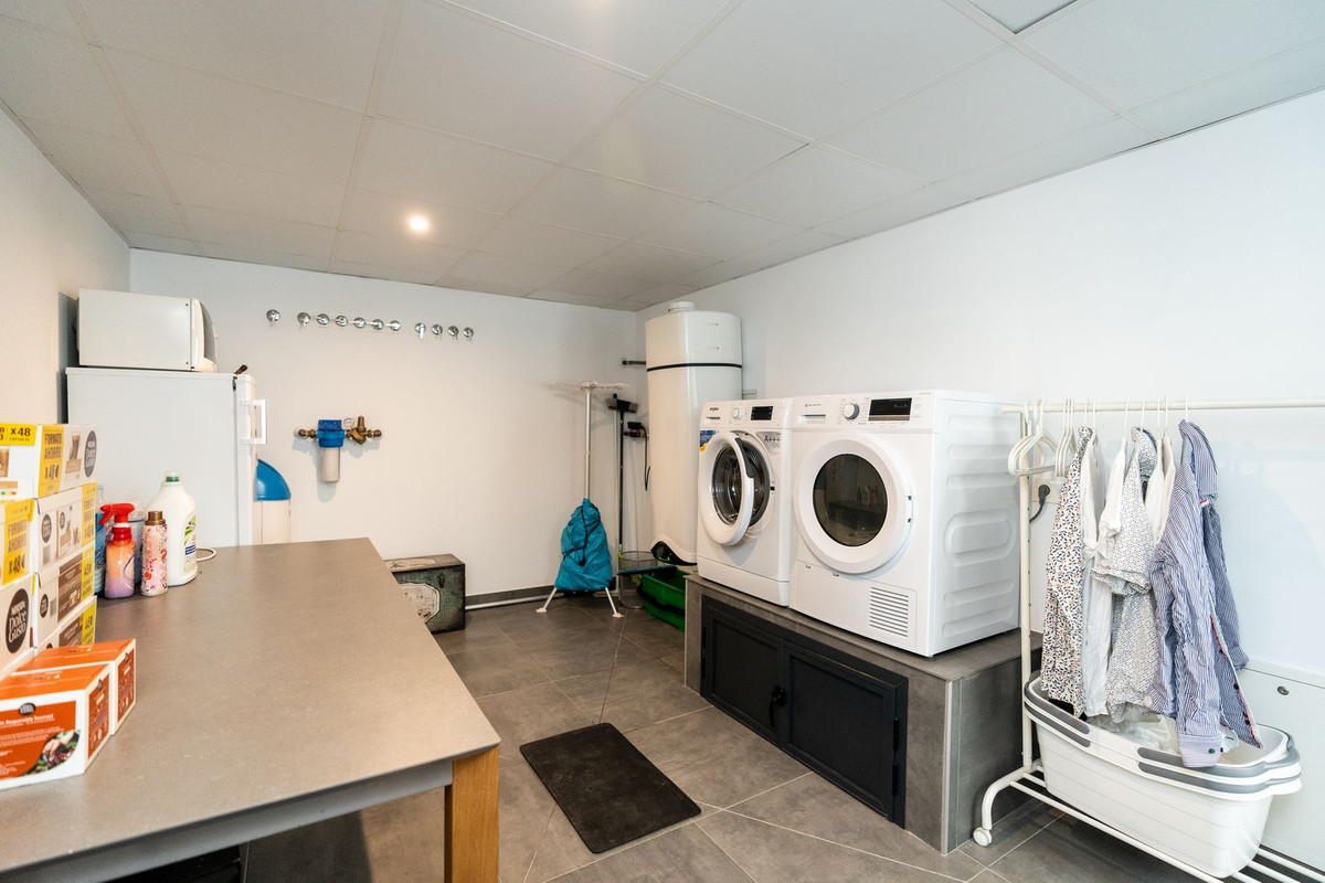 Huis te koop in Cerros del Aguila | 3 slaapkamers H4889566