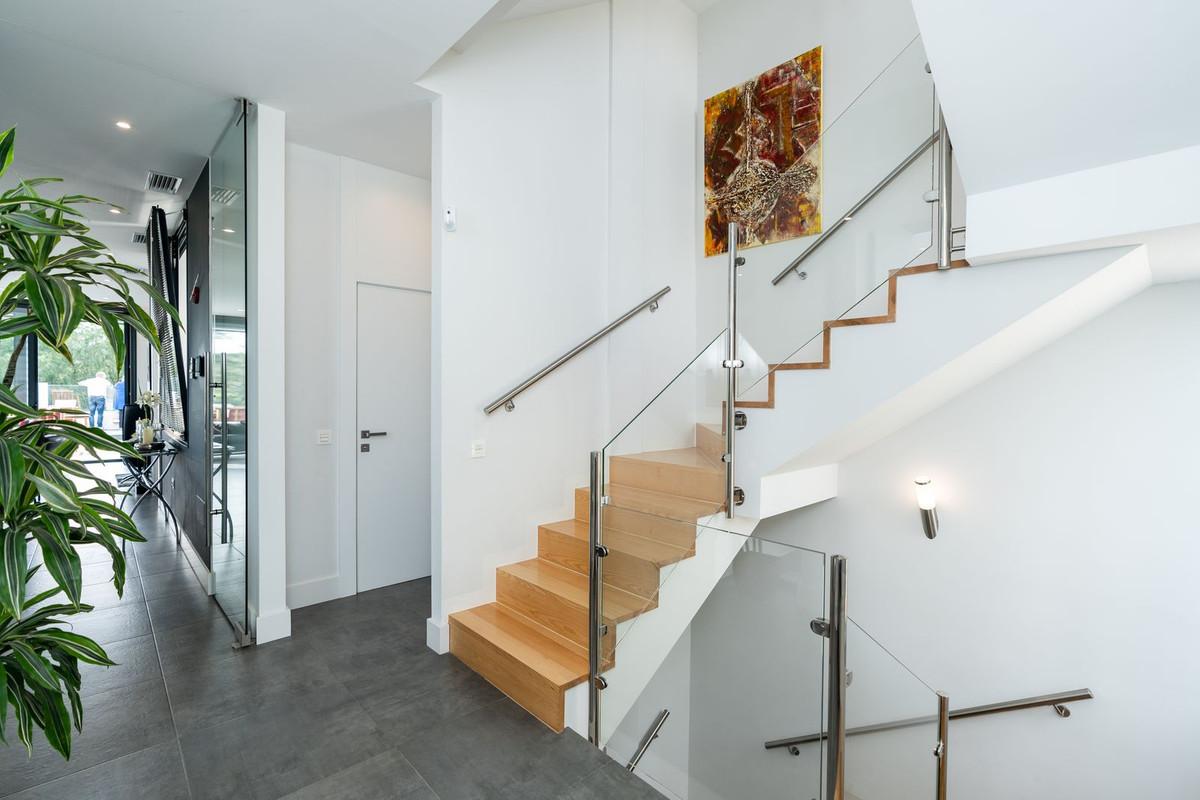 Huis te koop in Cerros del Aguila | 3 slaapkamers H4889566