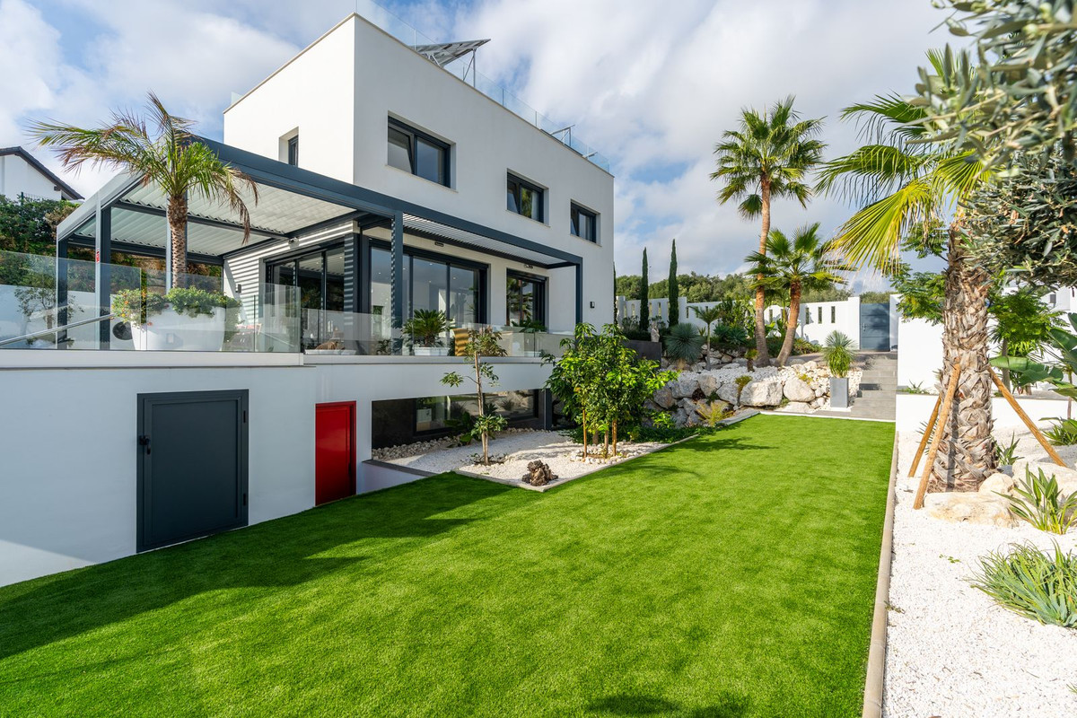 Huis te koop in Cerros del Aguila | 3 slaapkamers H4889566