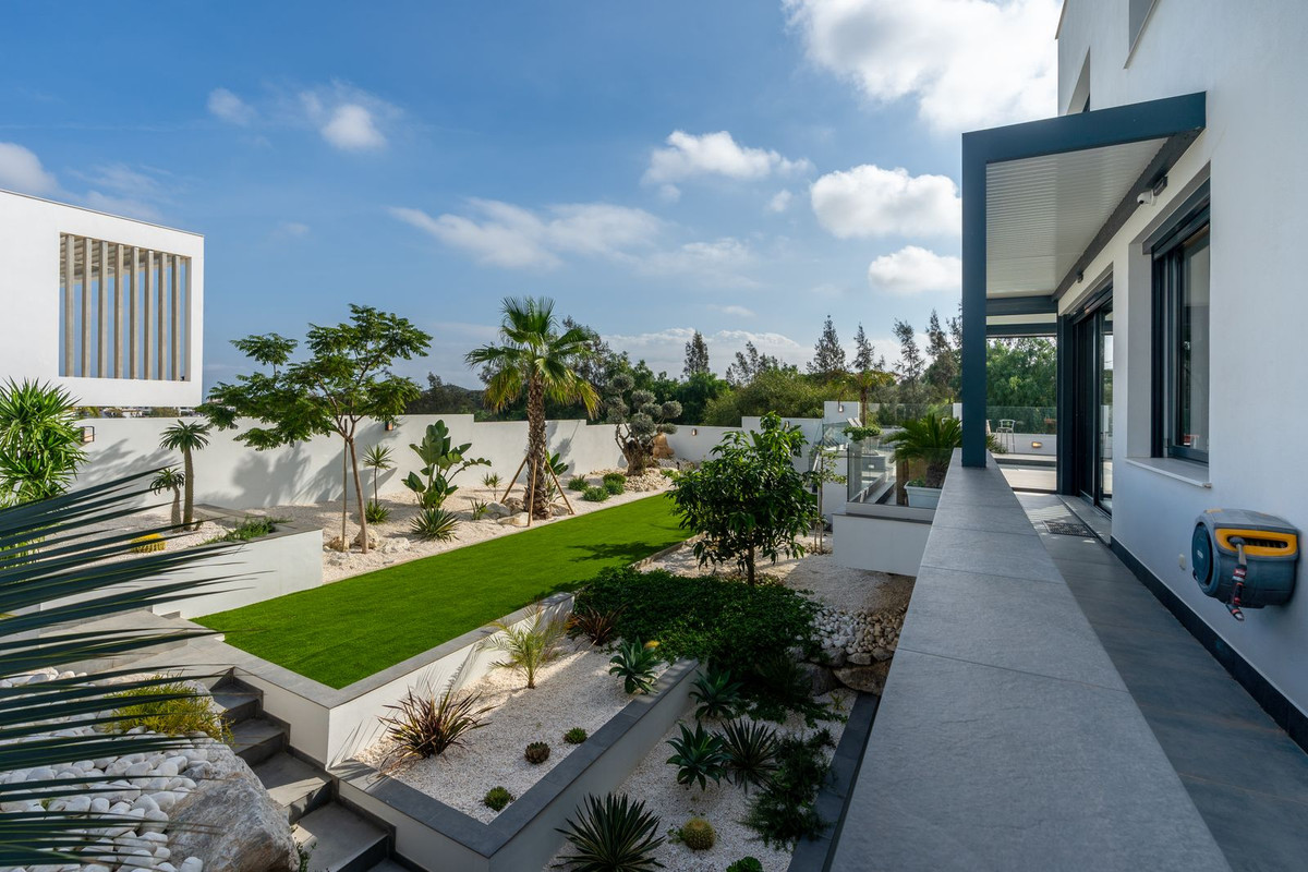 Huis te koop in Cerros del Aguila | 3 slaapkamers H4889566