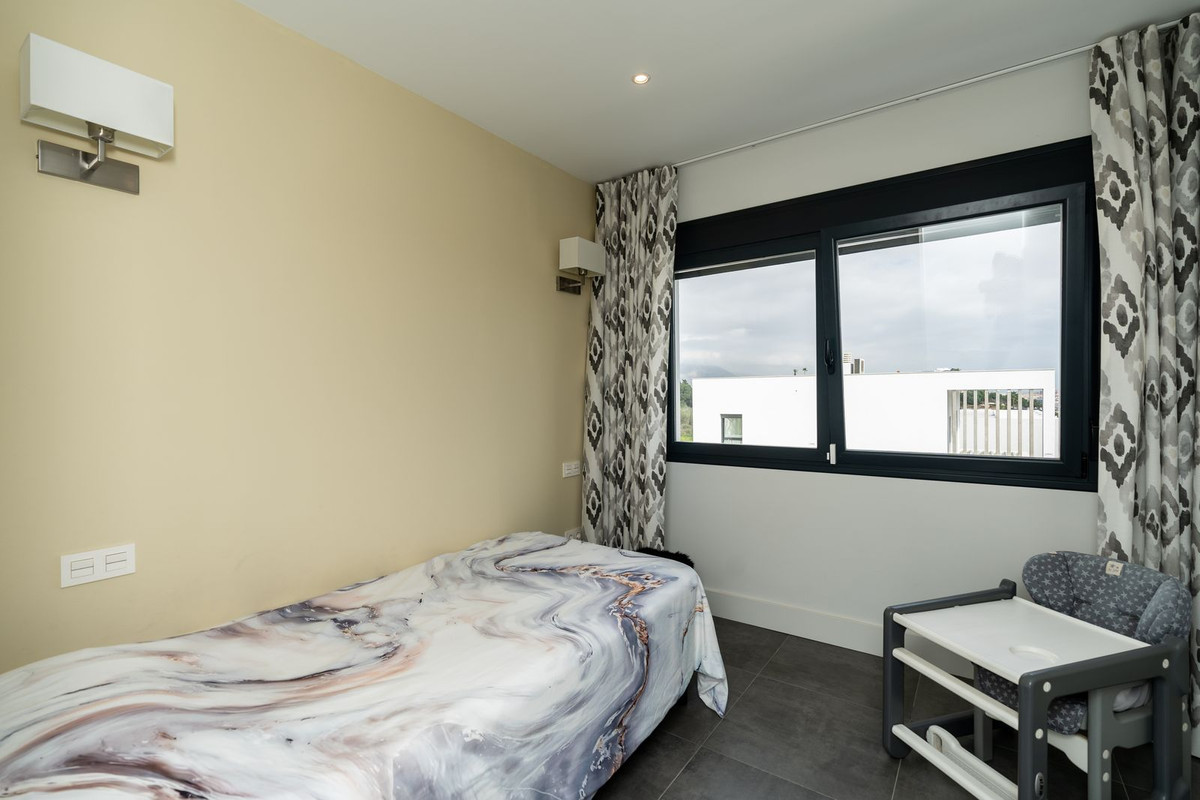 Huis te koop in Cerros del Aguila | 3 slaapkamers H4889566