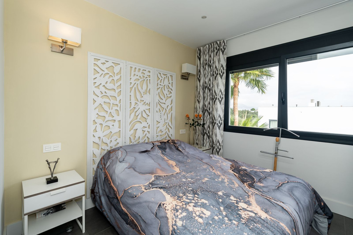 Huis te koop in Cerros del Aguila | 3 slaapkamers H4889566