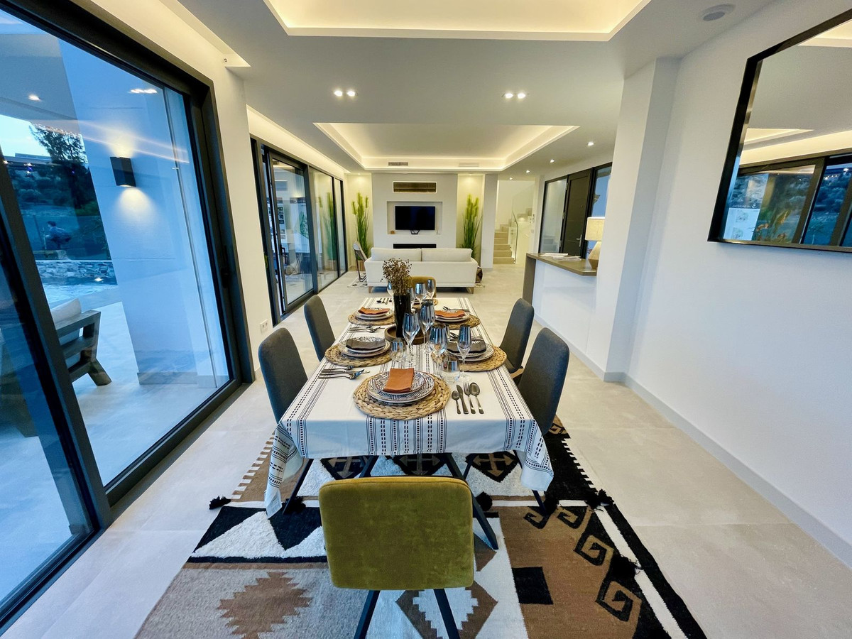 Vrijstaande Villa in Cerros del Aguila-7
