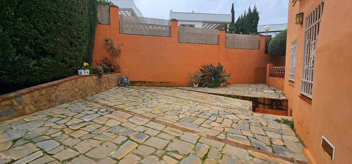 Vrijstaande Villa in Cerros del Aguila-28