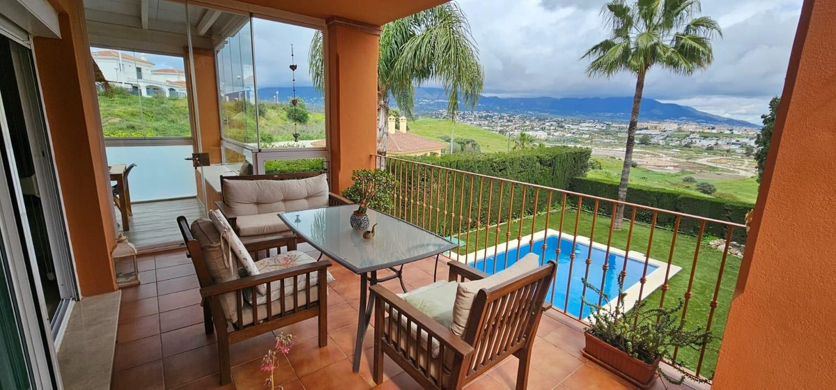 Vrijstaande Villa in Cerros del Aguila-38