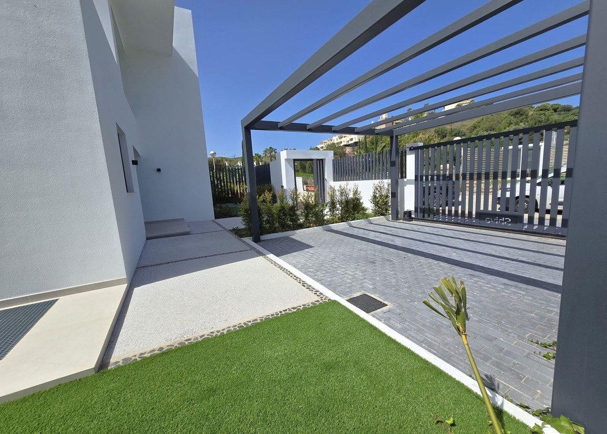 Vrijstaande Villa in Cerros del Aguila-18