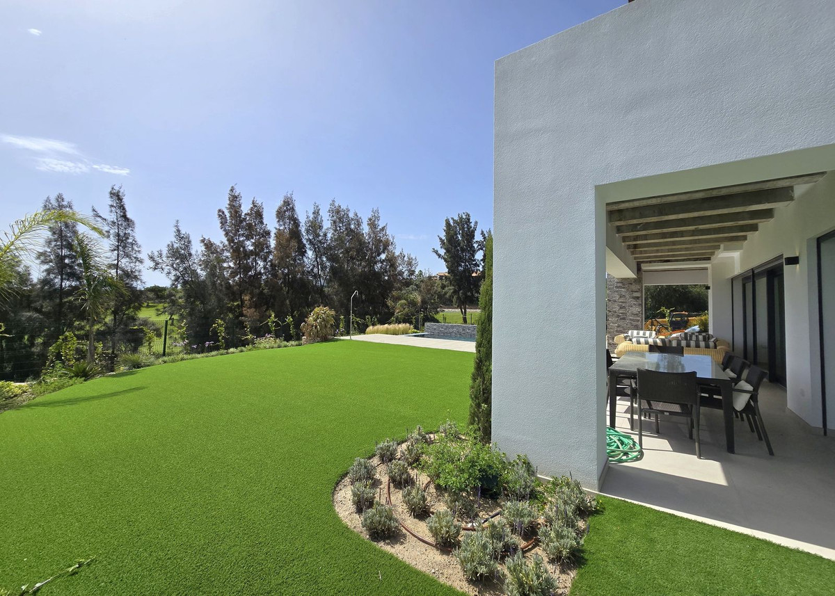 Vrijstaande Villa in Cerros del Aguila-21
