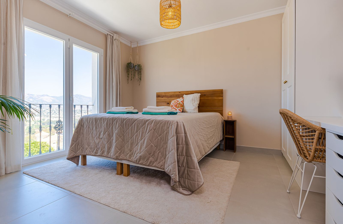 Huis te koop in Cerros del Aguila | 6 slaapkamers H5134285
