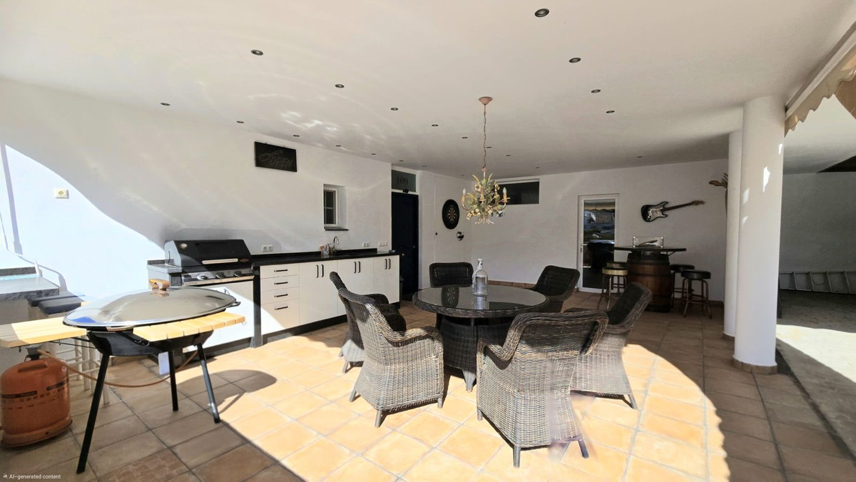 Huis te koop in Cerros del Aguila | 4 slaapkamers H5325286